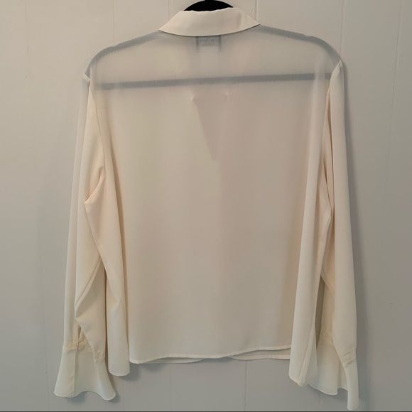 Vintage Bell Sleeve Cream Women’s Bohemian Button Down shirt - Picture 8 of 10